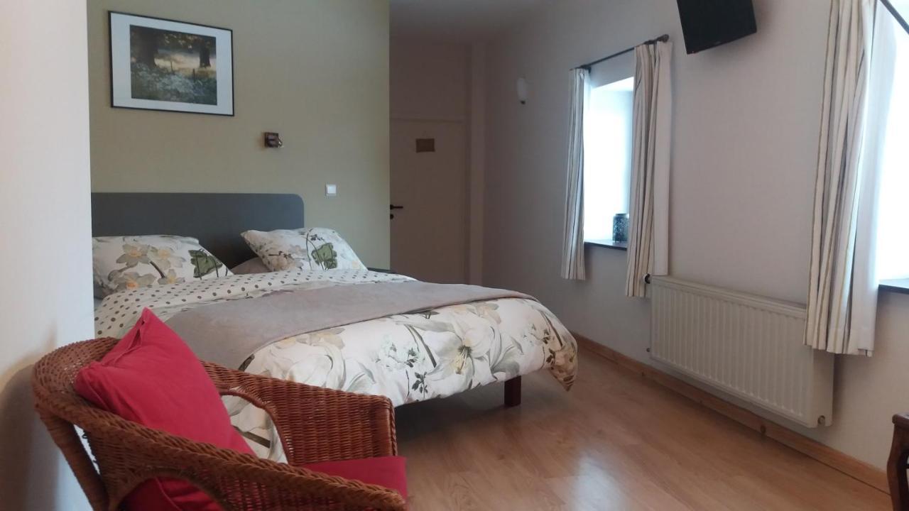Le Clos Marie Ciney Bagian luar foto